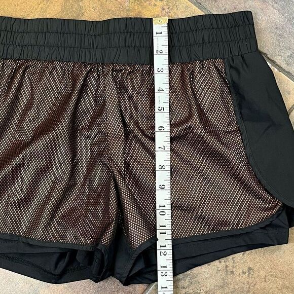 Fabletics Demi Lovato Lita High Waisted Athletic Shorts Medium - Picture 6 of 10